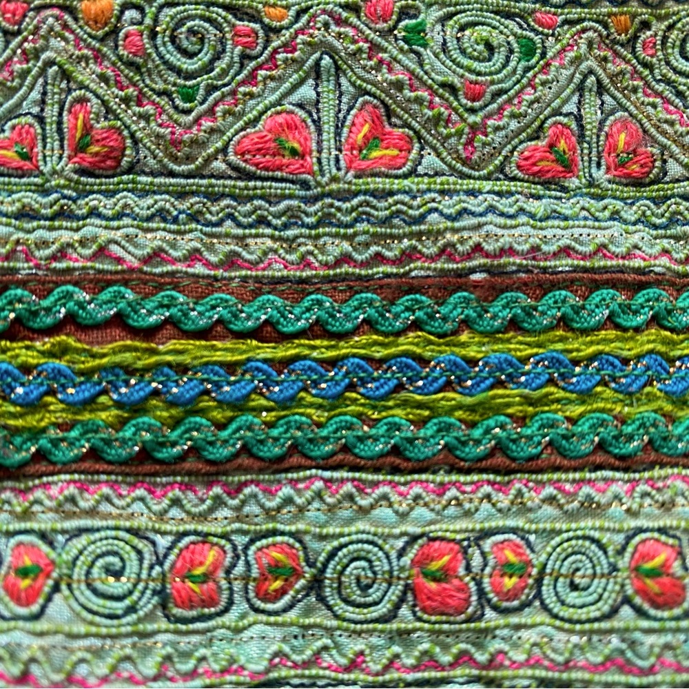 Jade Tribe clutch - Picture 2 of 3